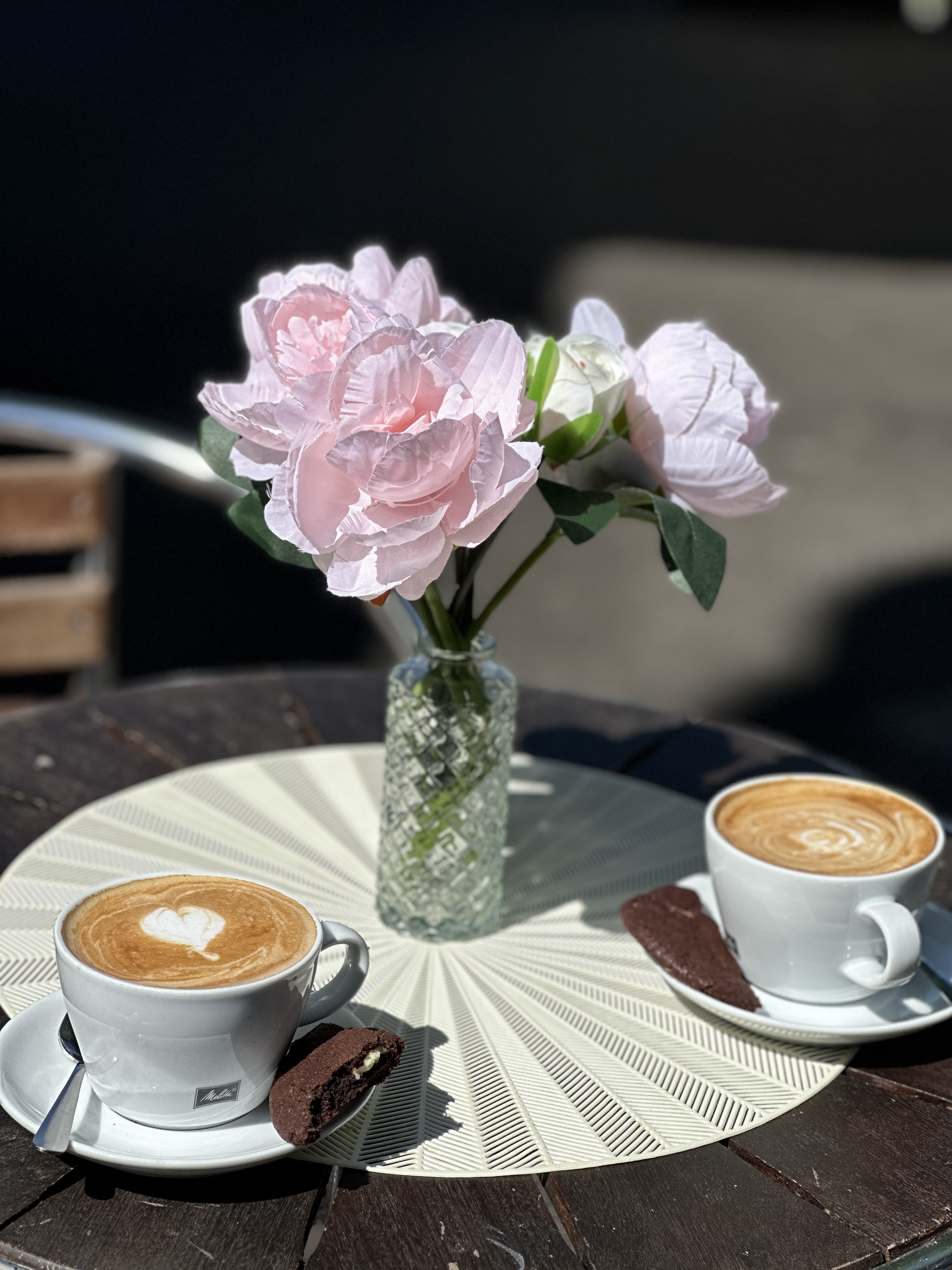 Cappuccino + Cookie